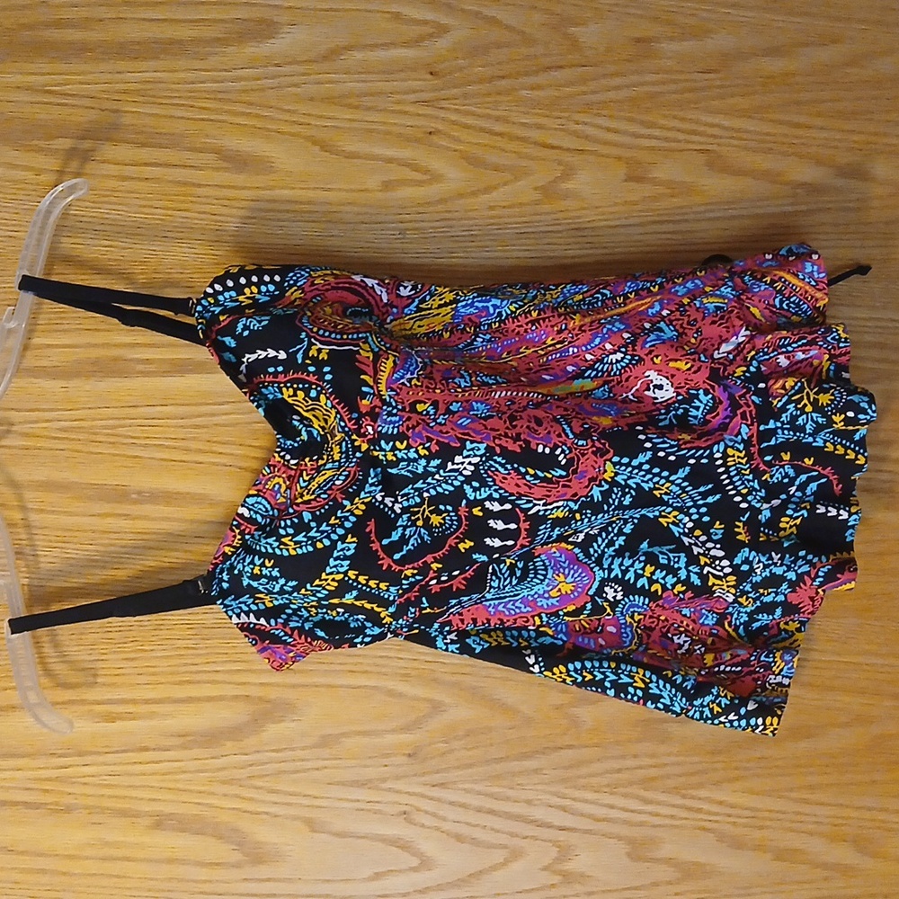 24th & Ocean tankini top. Sz L
